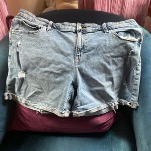 GAP Shorts